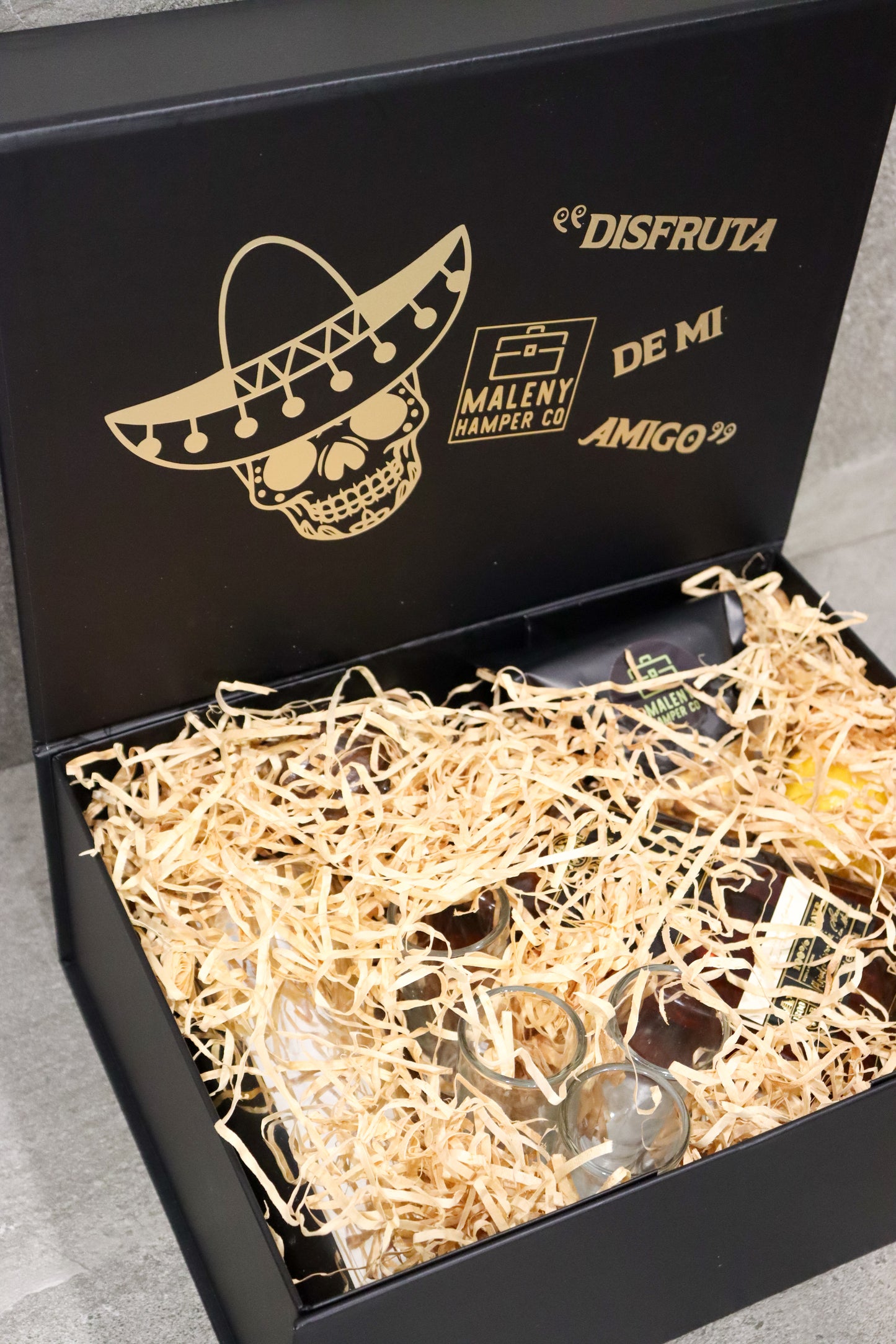 Tequila Reserva 1800 Anejo Hamper